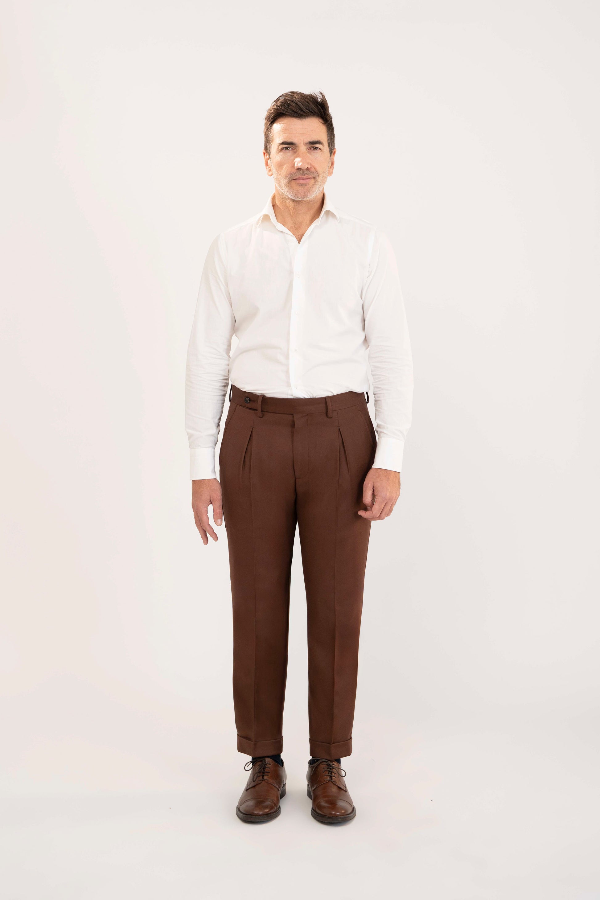 Aragona - Chestnut Brown Pure Wool